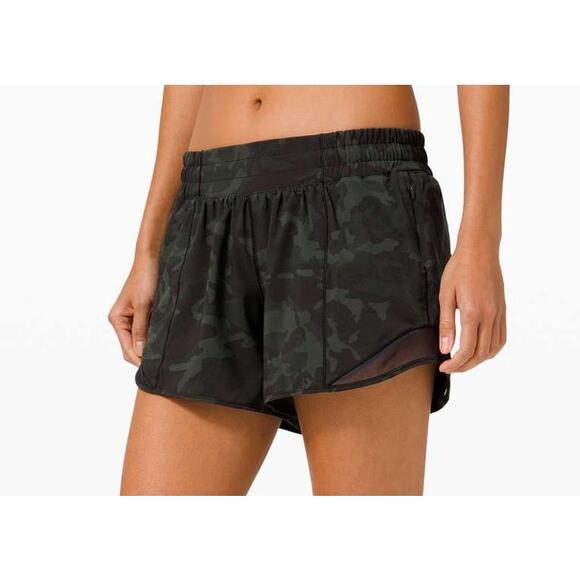 Lululemon Hotty Hot Short II Long 4" Incognito Camo Multi Gator Green Black 10 - Picture 1 of 7
